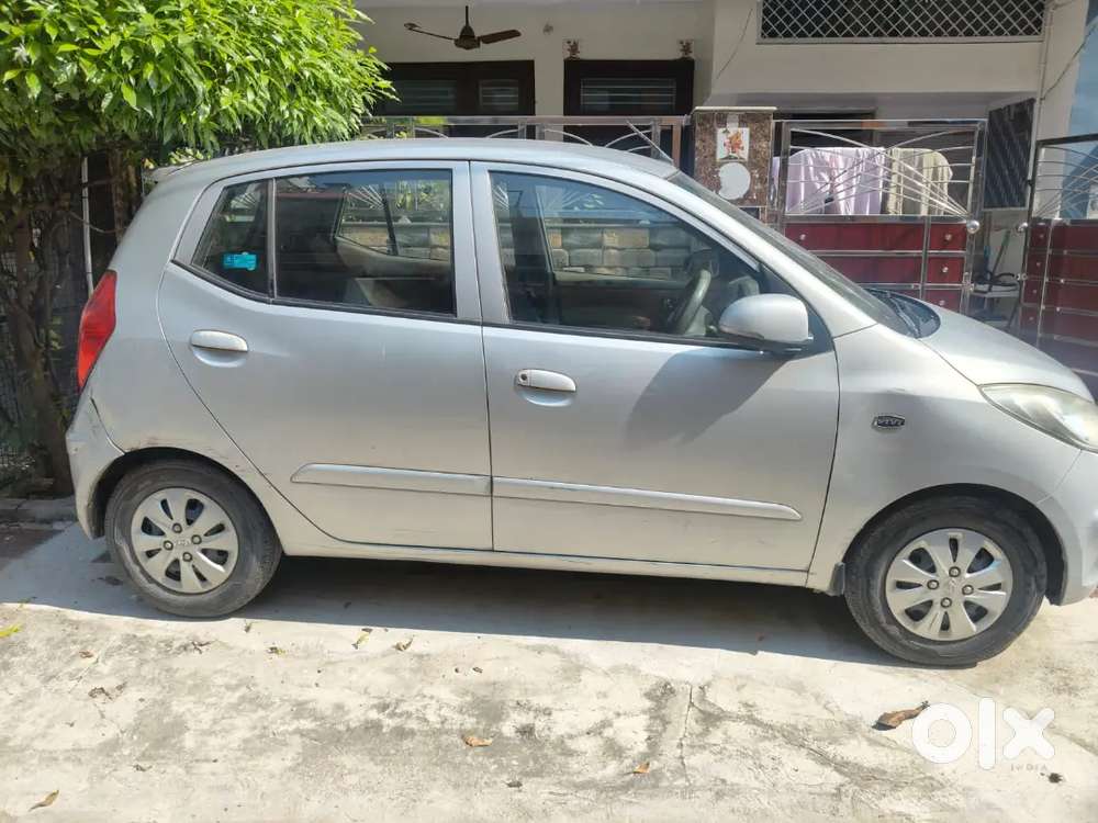 Hyundai I10 Sportz 2011