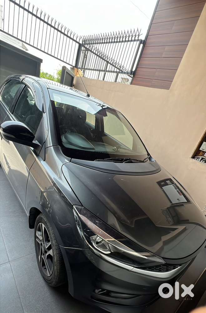 Tata Tiago Petrol 2024
