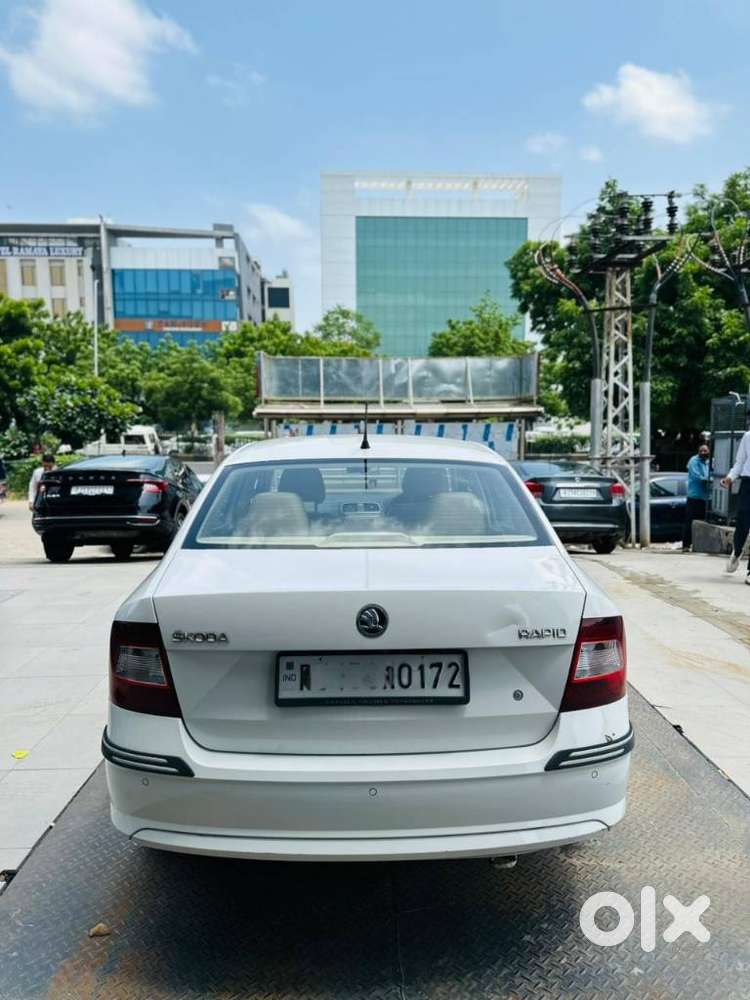 Skoda Rapid 1.0 Tsi Ambition, 2020, Petrol