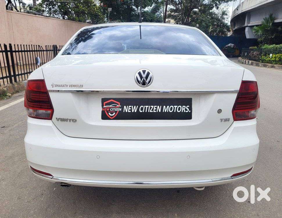 Volkswagen Vento 1.6 Highline Plus 16 Alloy, 2016, Petrol