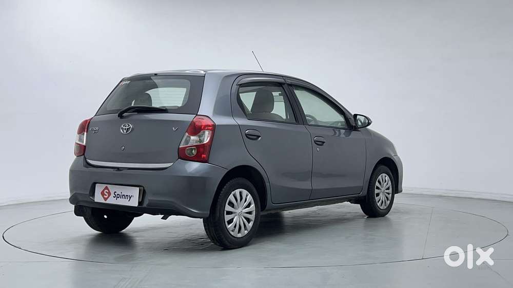 Toyota Etios Liva 2011-2012 V, 2017, Petrol
