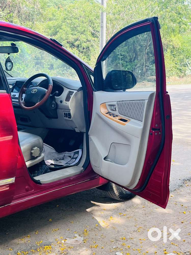 Toyota Innova, 2011, Diesel