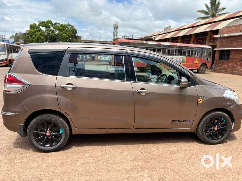 Maruti Suzuki Ertiga 2012 Diesel Well Maintained