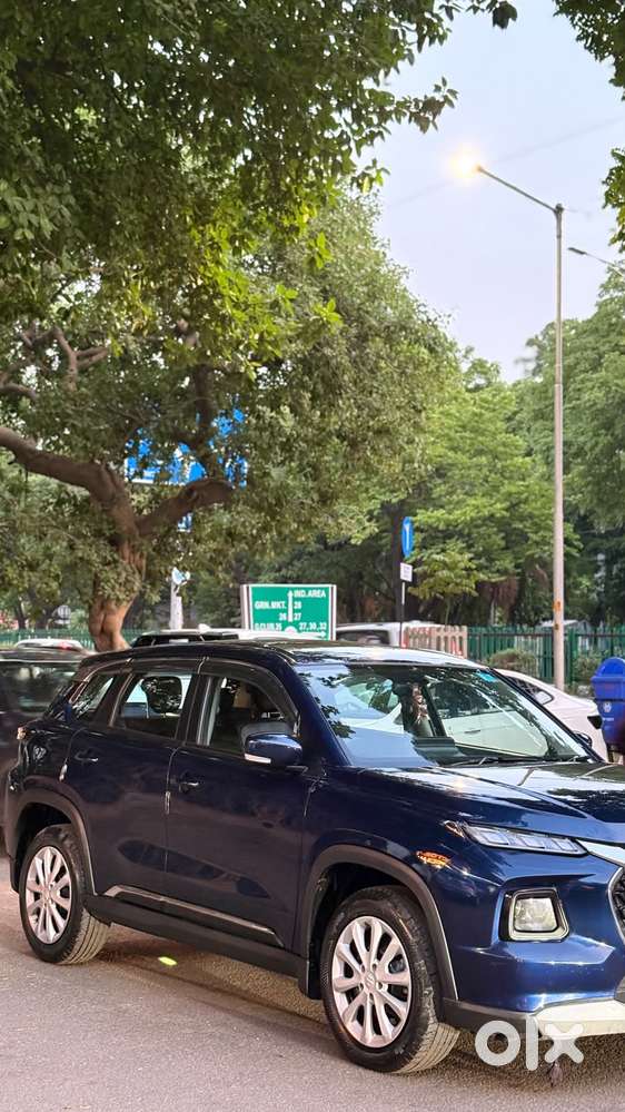 Maruti Suzuki Grand Vitara 1.5 Delta Smart Hybrid At, 2023, Petrol