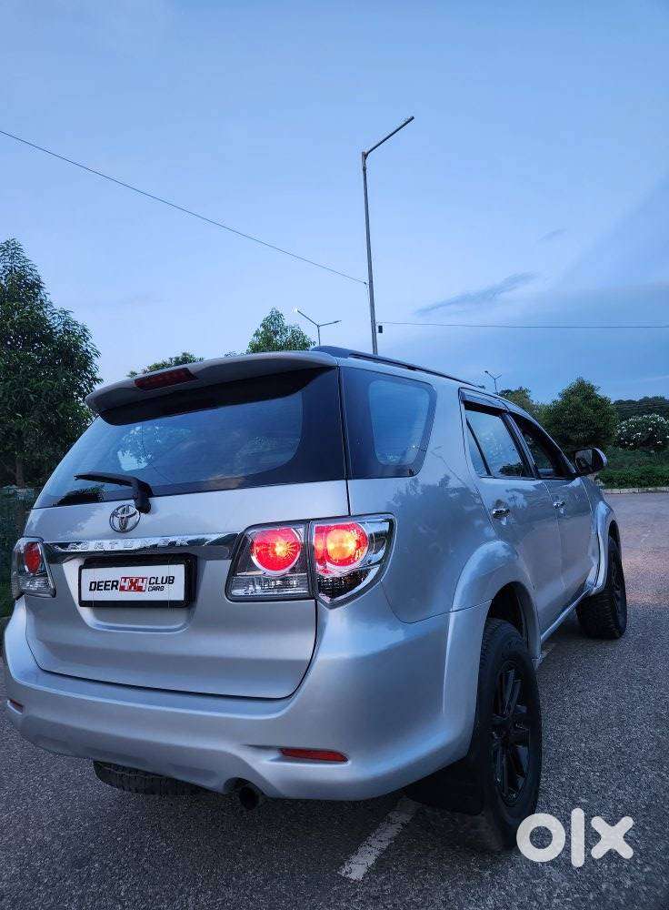 Toyota Fortuner 4x4 Mt, 2012, Diesel