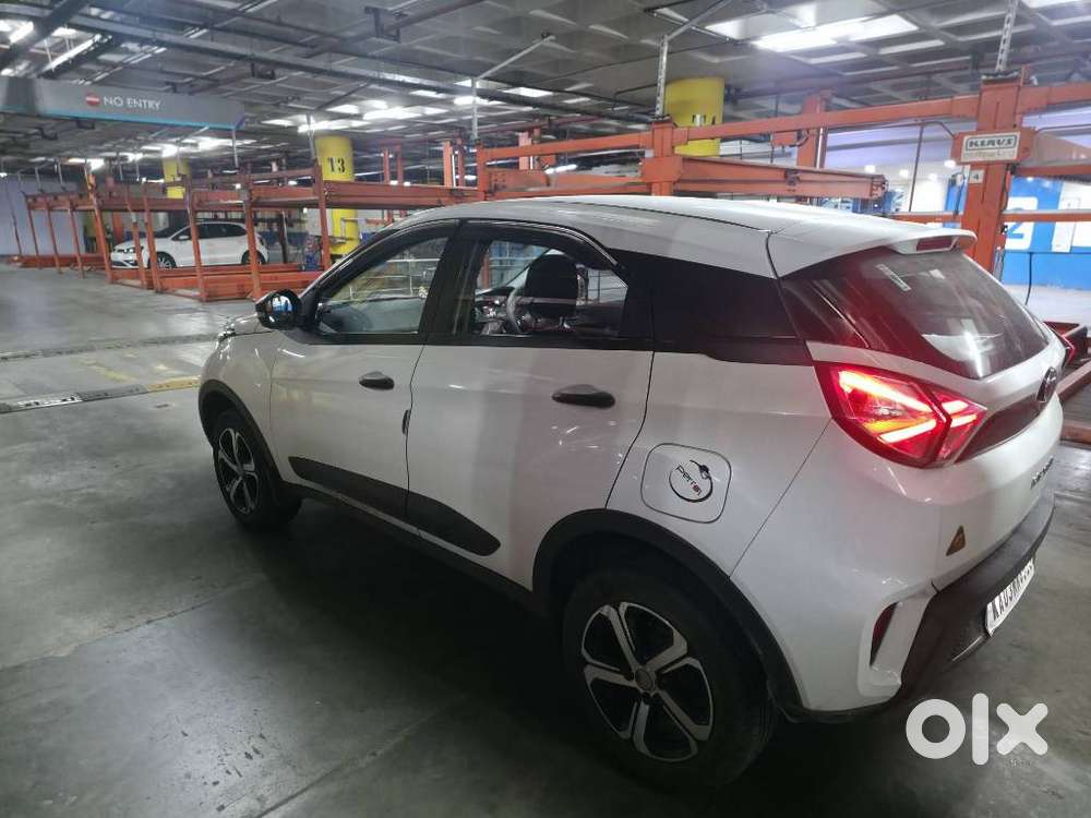 Tata Nexon 1.2 Revotron Xm (s), 2022, Petrol