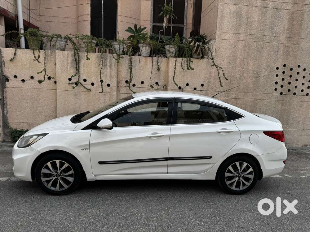 Hyundai Fluidic Verna 1.6 Vtvt Sx, 2014, Petrol