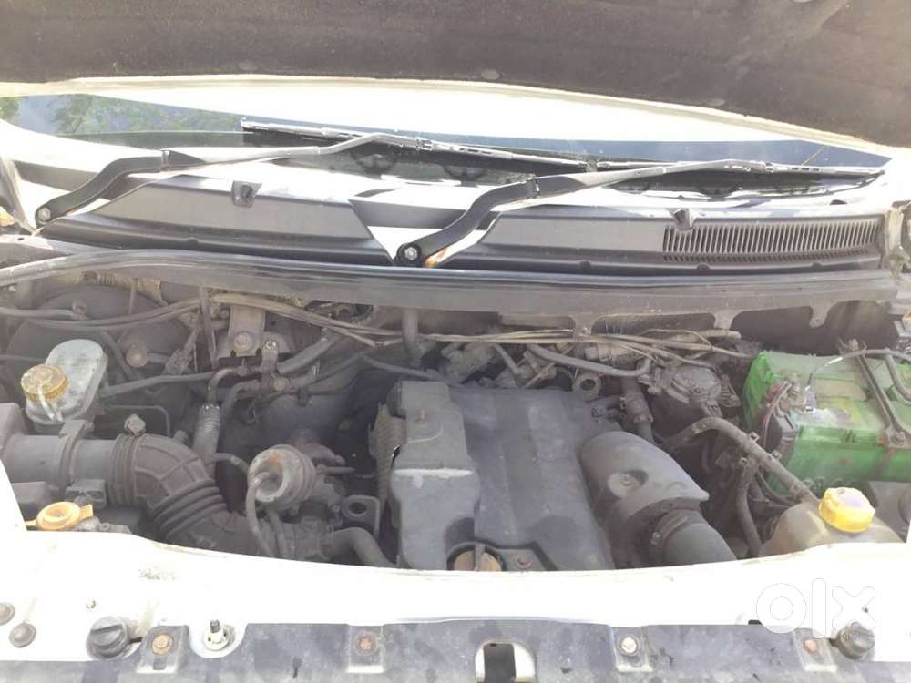 Mahindra Tuv 300 T10, 2018, Diesel