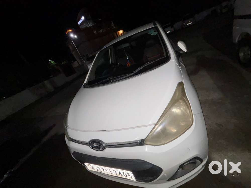 Hyundai I10 Sportz 2015