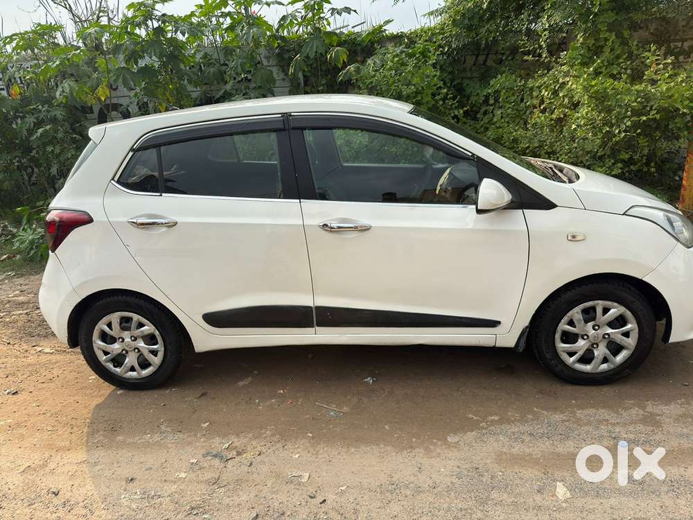 Hyundai Grand I10 2018 Manual Petrol &cng