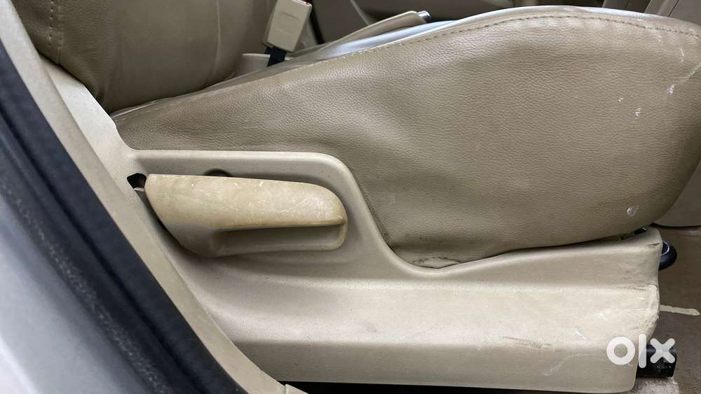 Maruti Suzuki Swift Dzire Vxi, 2012, Petrol