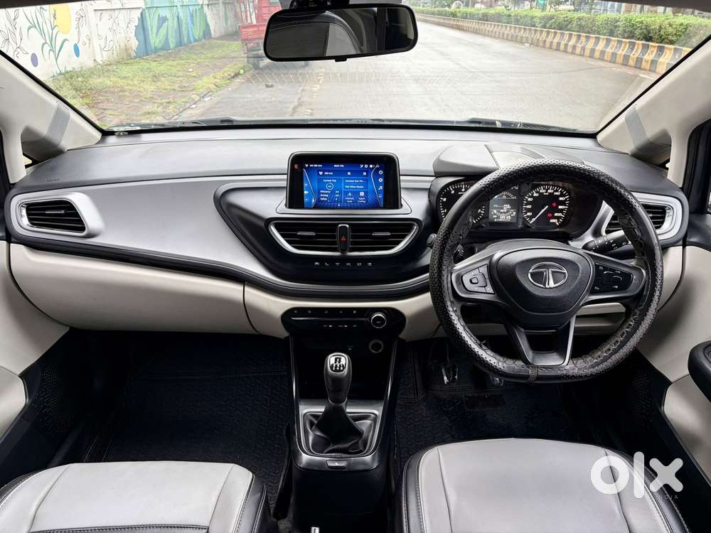 Tata Altroz Xz, 2022, Petrol