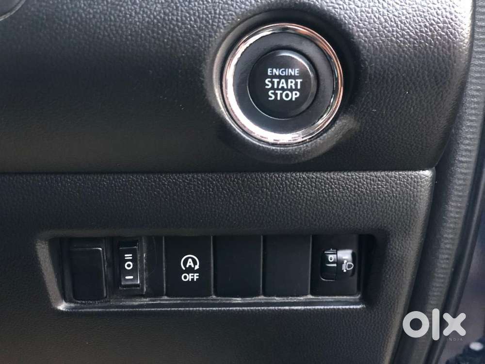 Maruti Suzuki Swift Vvt Zxi, 2022, Petrol