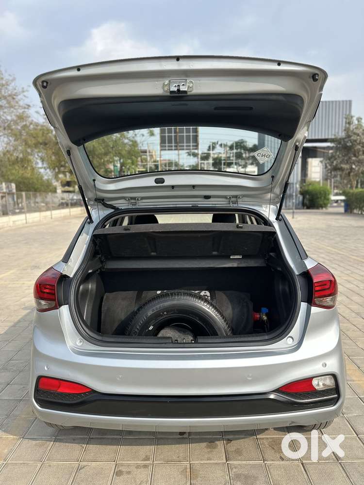 Hyundai I20 1.2 Sportz (o), 2019, Cng & Hybrids