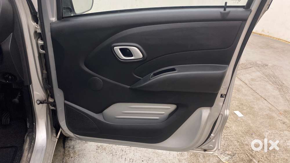 Datsun Redigo Amt 1.0 T Option, 2018, Petrol