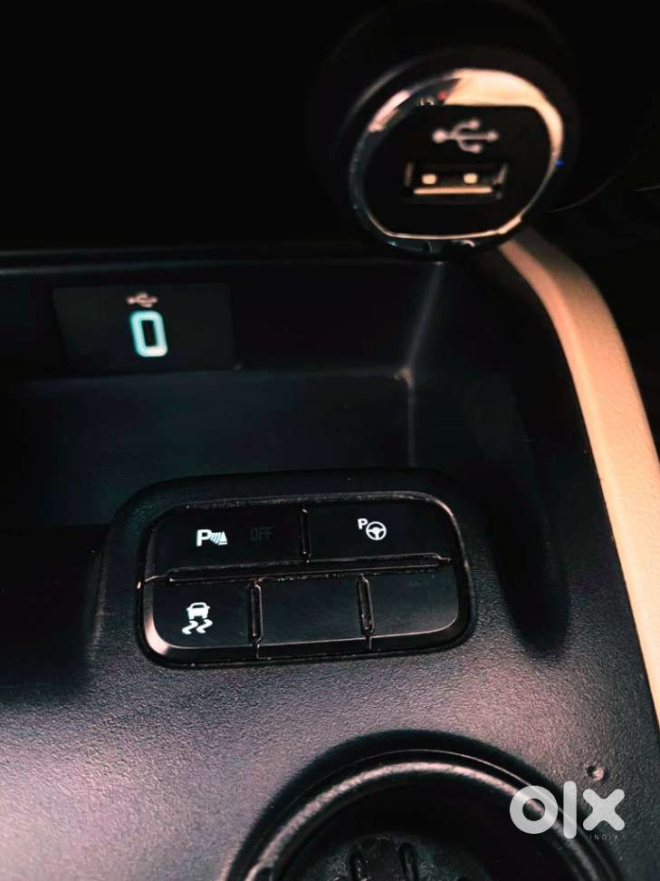 Ford Endeavour 2.2 Titanium At 4x2, 2020, Diesel