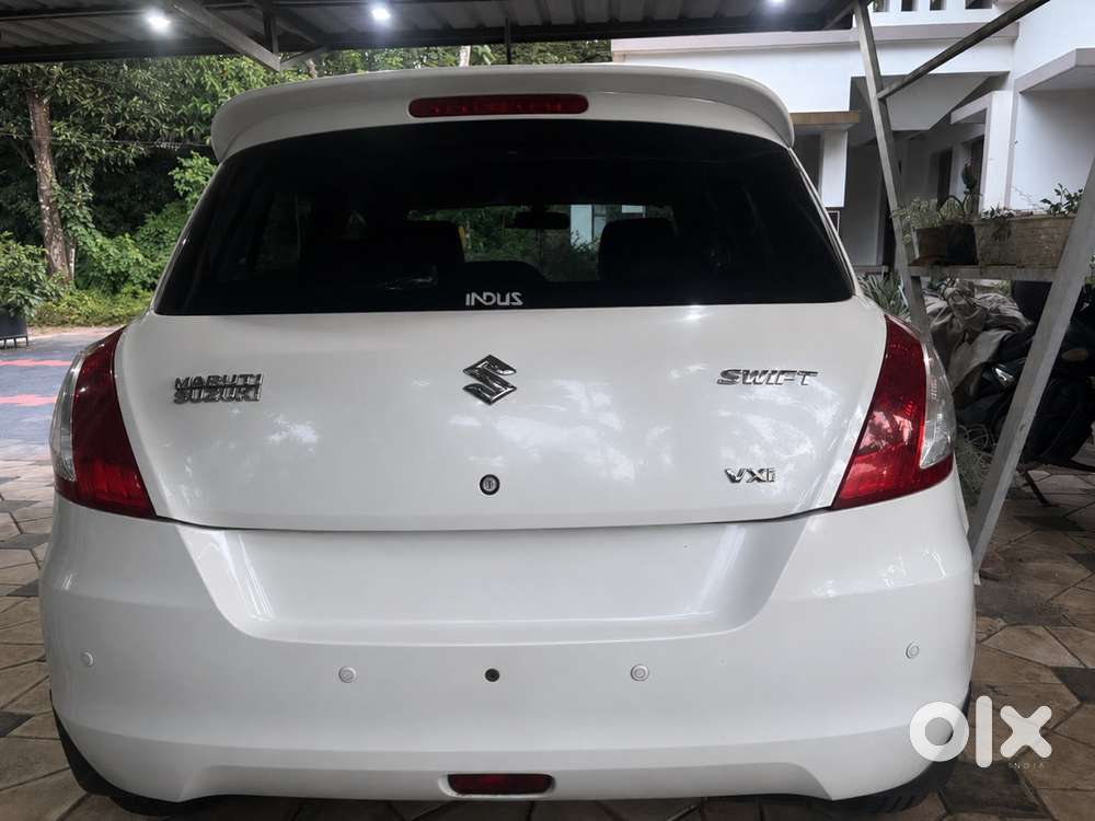 Maruti Suzuki Swift 2015 Petrol Well Maintained