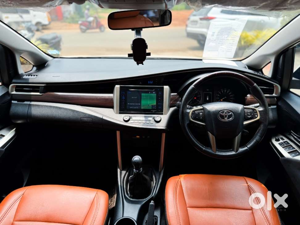 Toyota Innova Crysta 2.4 V, 2018, Diesel