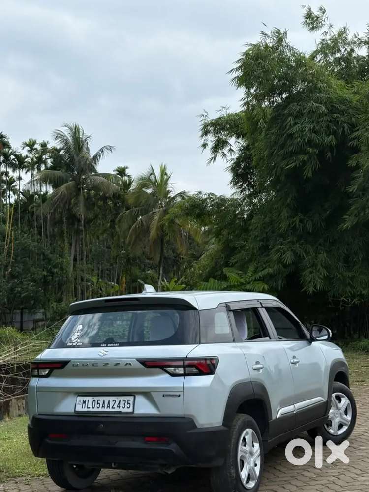 Maruti Suzuki Brezza 2823 Lxi Smart Hybrid