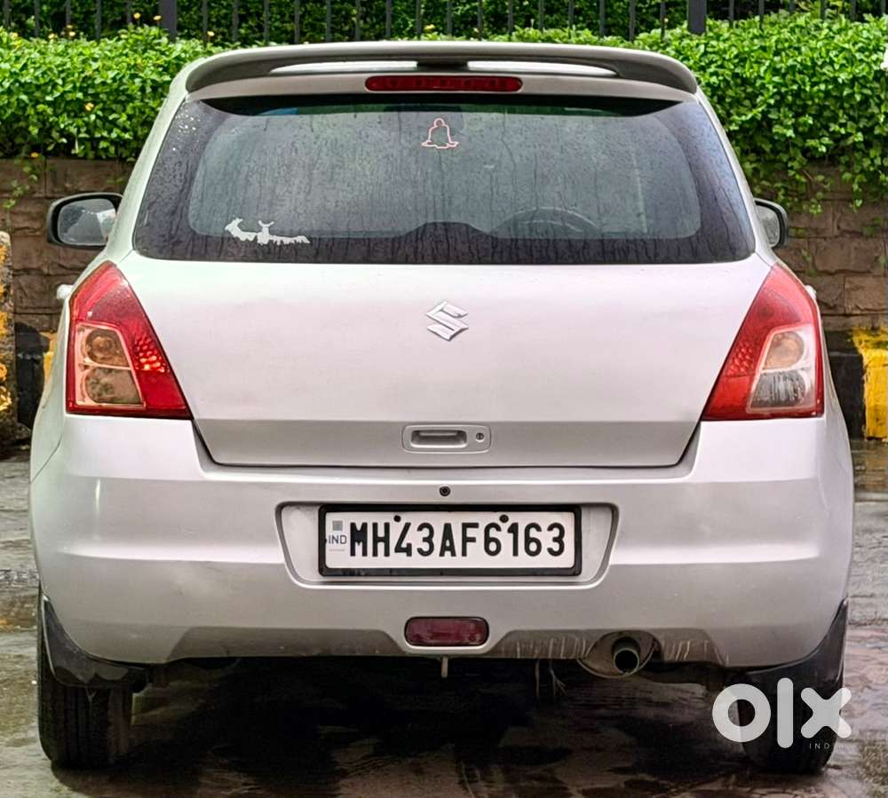 Maruti Suzuki Swift Vxi Bsiv, 2011, Petrol