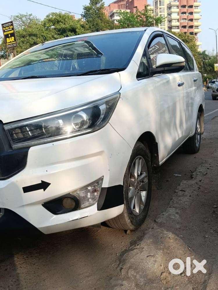 Toyota Innova Crysta