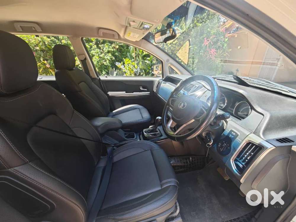 2017 Tata Hexa Xta Automatic  Single Owner (ka12) 85,000 Km