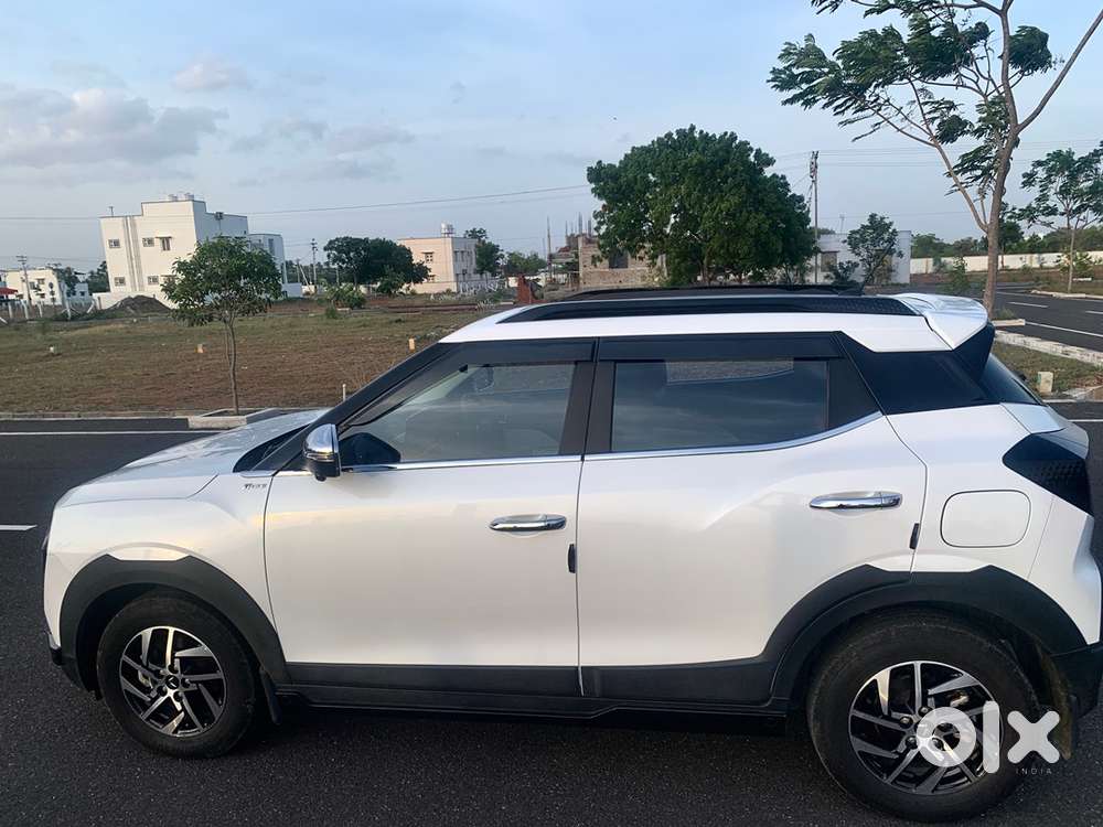 Urgent Sale Mahindra Xuv 3xo Ax5l Pg Mt - 2024 Model Low Km Driven