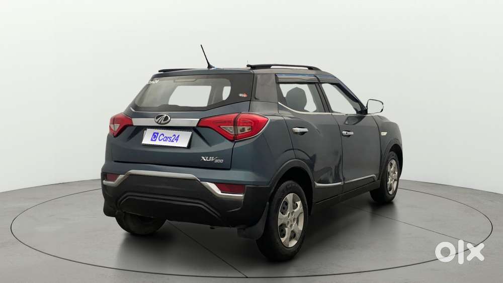 Mahindra Xuv300 W8 Diesel, 2022, Diesel