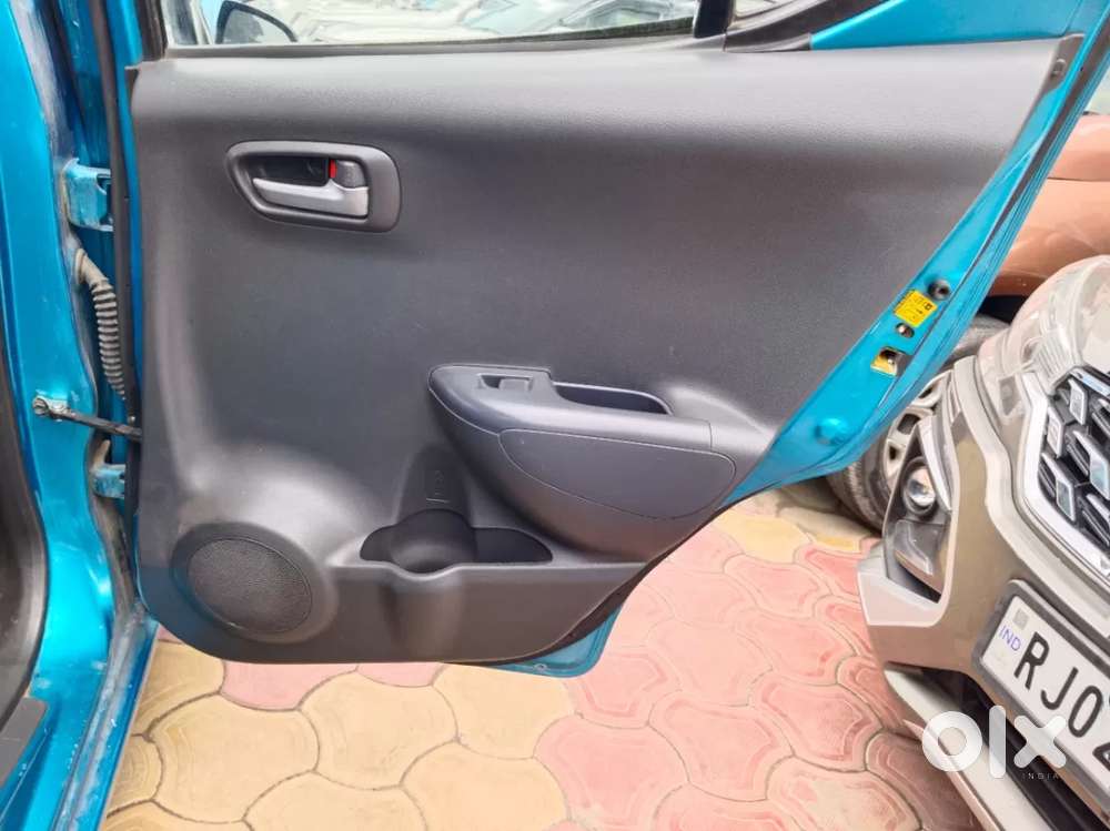 Maruti Suzuki A-star 1.0 Vxi, 2011, Petrol