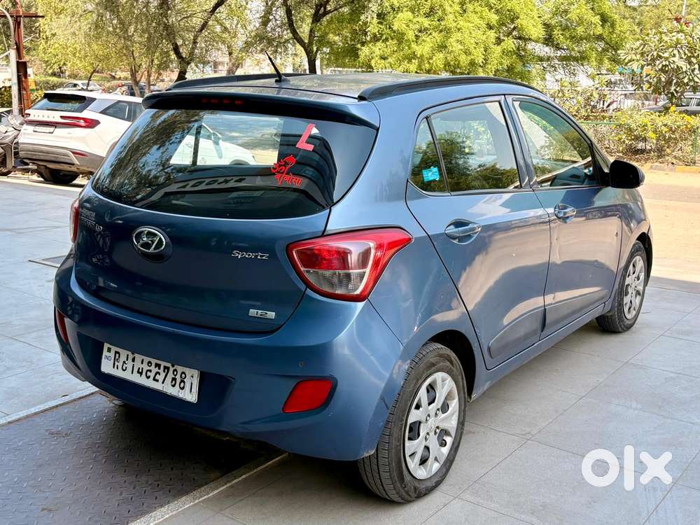 Hyundai Grand I10 2013-2016 Sportz, 2015, Petrol