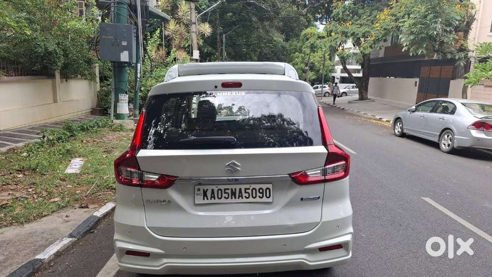 Maruti Suzuki Ertiga Zxi Plus Shvs, 2020, Petrol