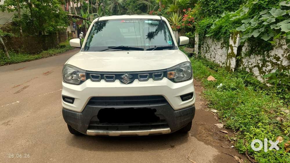 Maruti Suzuki S-presso Vxi Plus Amt, 2019, Petrol