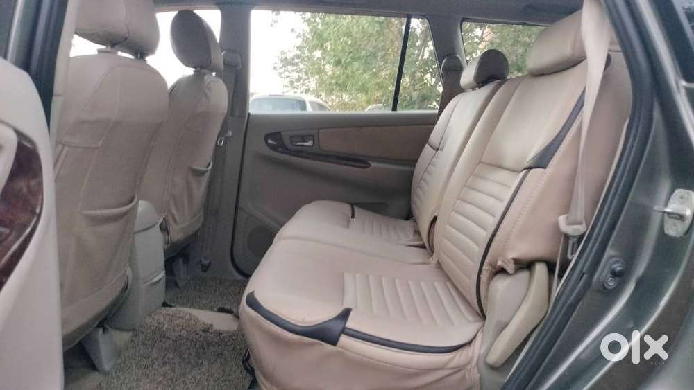 Toyota Innova 2.5 Vx 8 Str, 2012, Diesel