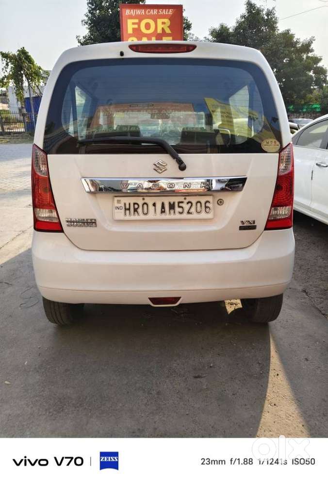 Maruti Suzuki Wagon R 1.0 Vxi (o) Amt, 2015, Petrol