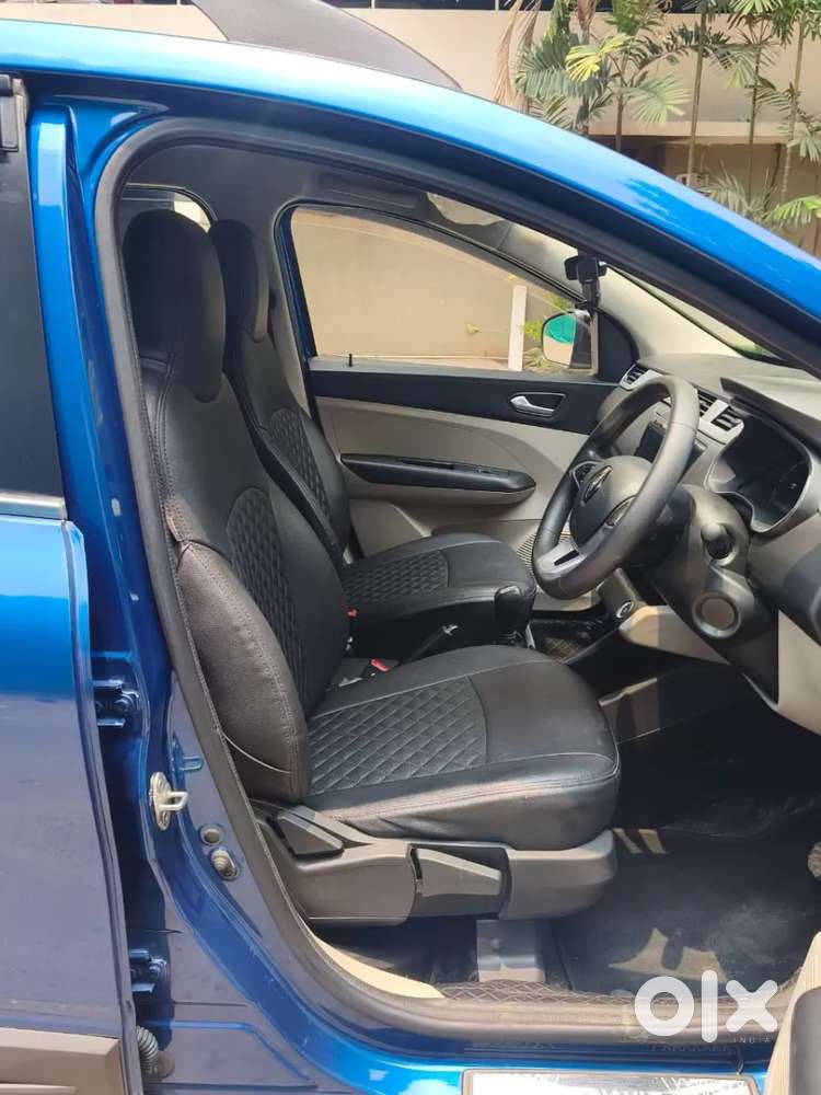 Renault Triber Rxz Easy-r Amt, 2023, Petrol