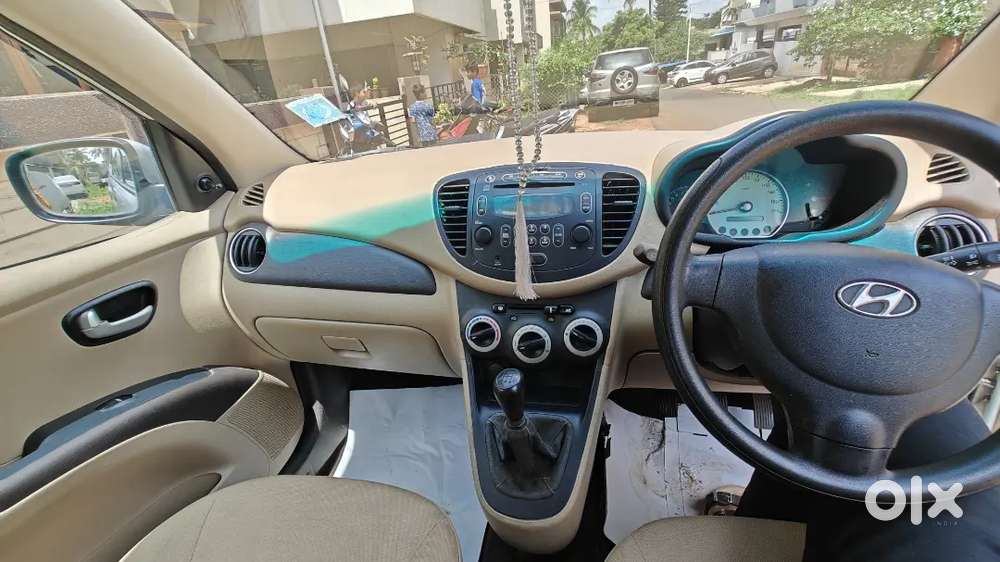 Hyundai I10 Sportz 1.2 2010  62,000 Km  Well Maintained