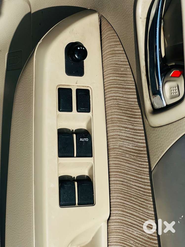Maruti Suzuki Ertiga 2012-2015 Vdi, 2012, Diesel