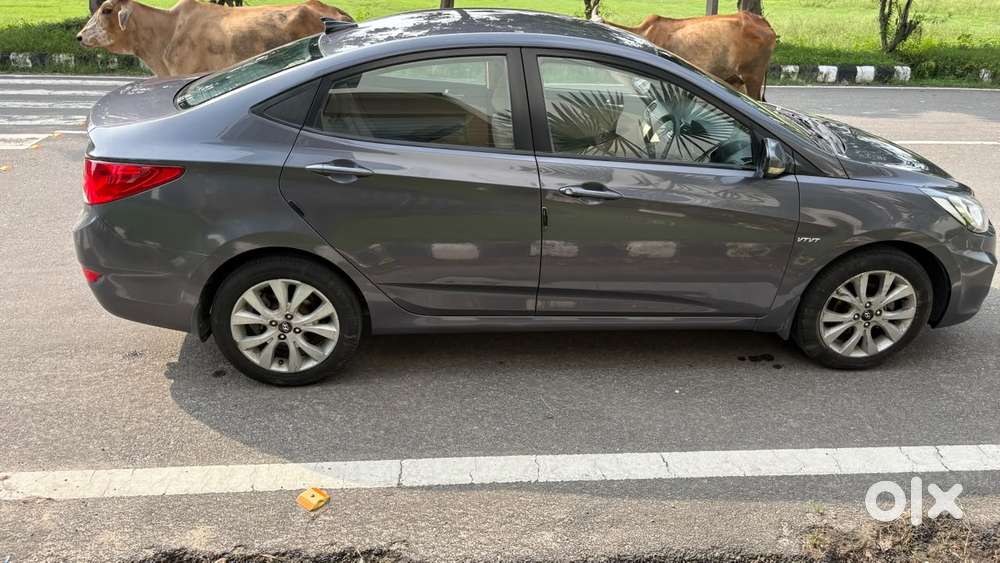 Hyundai Verna Fluidic 1.6 Vtvt Sx, 2014, Petrol