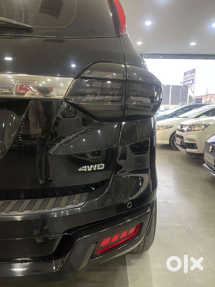 Ford Endeavour 3.2 Titanium At 4x4, 2017, Diesel