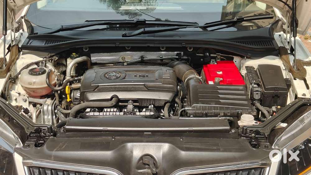 Skoda Superb Lk 1.8 Tsi At, 2017, Petrol