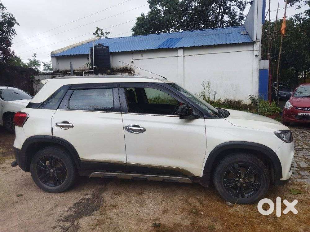 Maruti Suzuki Brezza Zdi+ Dual Tone, 2018, Diesel