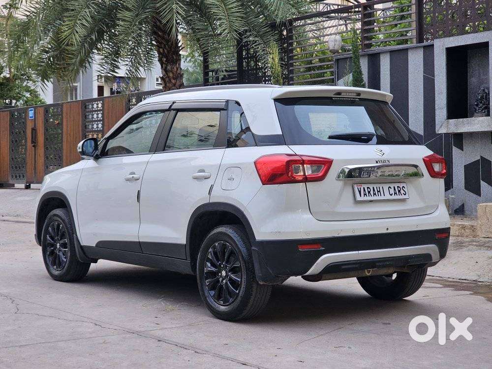 Maruti Suzuki Brezza 1.5 Zxi Smart Hybrid, 2021, Petrol