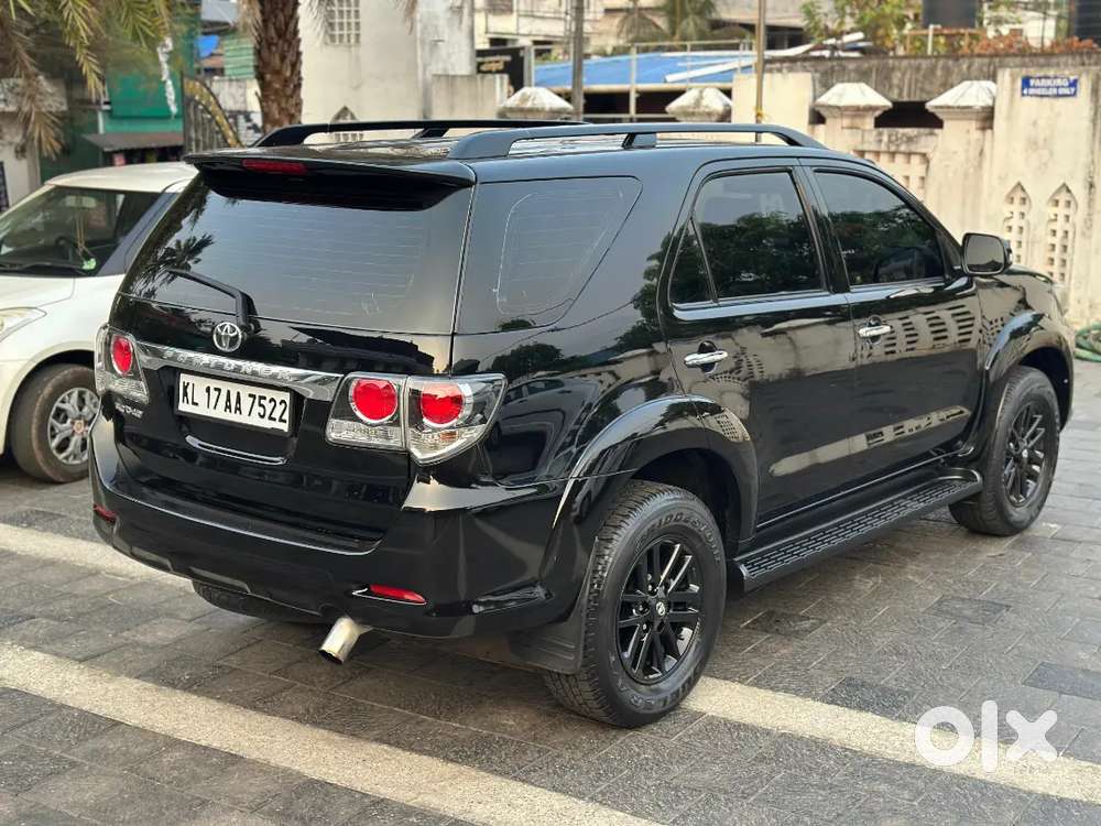 Toyota Fortuner 2015