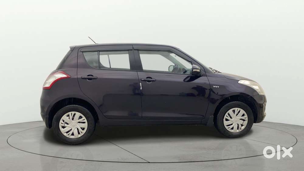 Maruti Suzuki Swift Vxi, 2015, Petrol