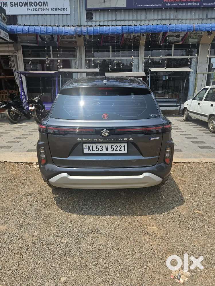 Maruti Suzuki Grand Vitara 2025 Petrol Well Maintained