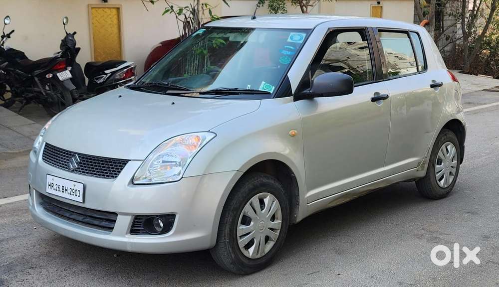 Maruti Suzuki Swift Vxi + Manual, 2011, Petrol