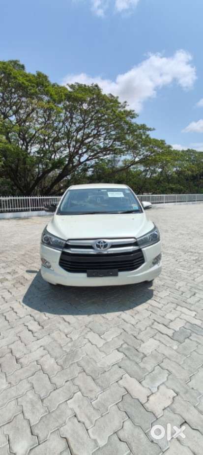 Toyota Innova Crysta 2.4 V, 2017, Diesel