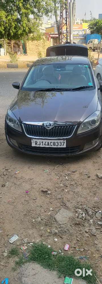 Gaadi Bechni Hai