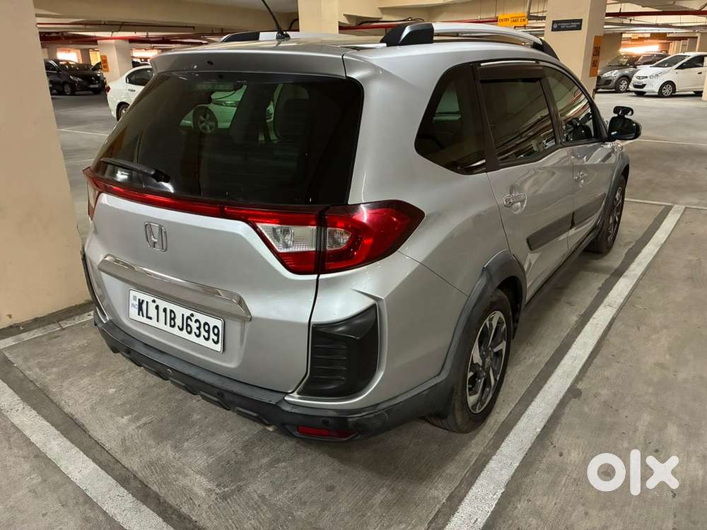 Honda Br-v Cng Automatic 2017 Excellent Condition