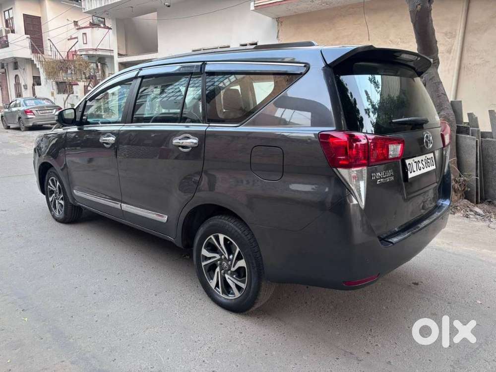 Toyota Innova Crysta 2.4 Gx Limited Edition At 7 Str, 2022, Diesel